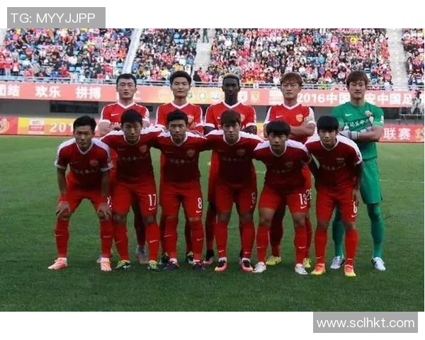 深圳网球队在总决赛积分榜上以51分稳居第一名展现强劲实力